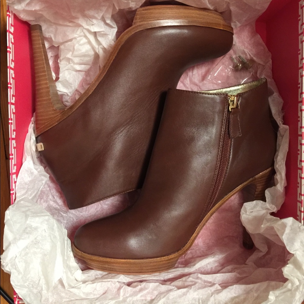 Like new beautiful brown boots